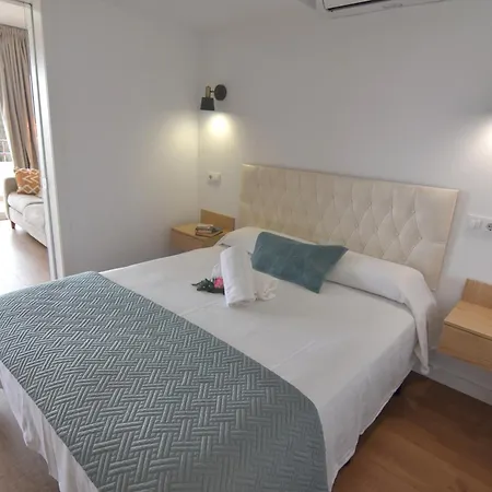 Apartment Rnet - 600 Tramuntana 01-22